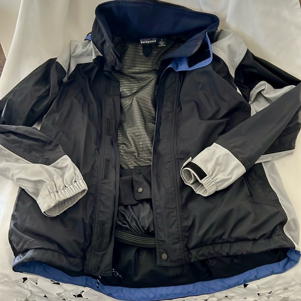 Patagonia ~All Weather Waterproof Jacket - Picture 3 of 16